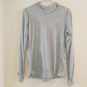 Nike hooded pullover